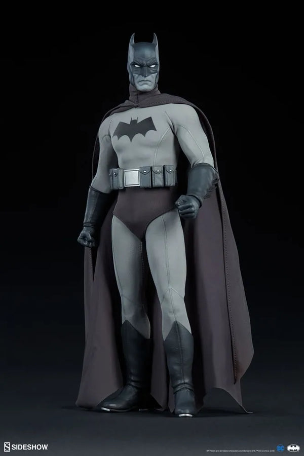 Batman (Noir Version) - LIMITED EDITION: 500 – Sideshow Collectibles – ActionFigure Brasil