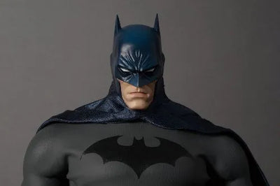 Batman - Real Action Heroes #592 - 1/6 - Batman Hush Version (Medicom Toy)ㅤ – Medicom Toy – ActionFigureBrasil — embalagem