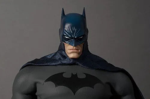 Batman - Real Action Heroes #592 - 1/6 - Batman Hush Version (Medicom Toy)ㅤ – Medicom Toy – ActionFigureBrasil