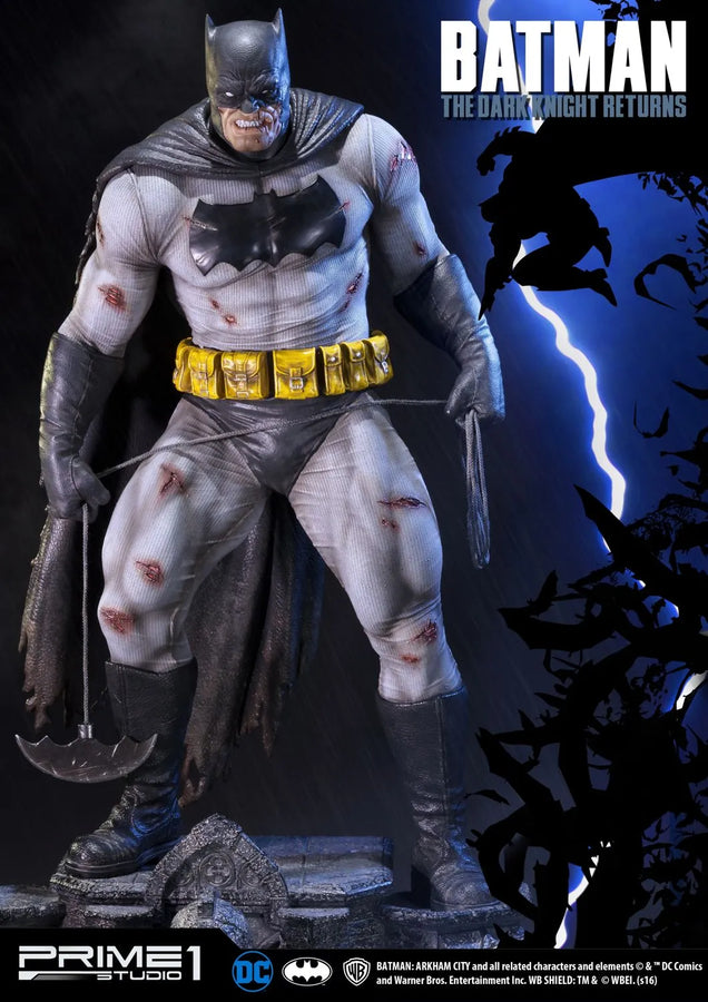 Batman (Regular Version) Batman: Arkham City – Prime1Studio – ActionFigure Brasil