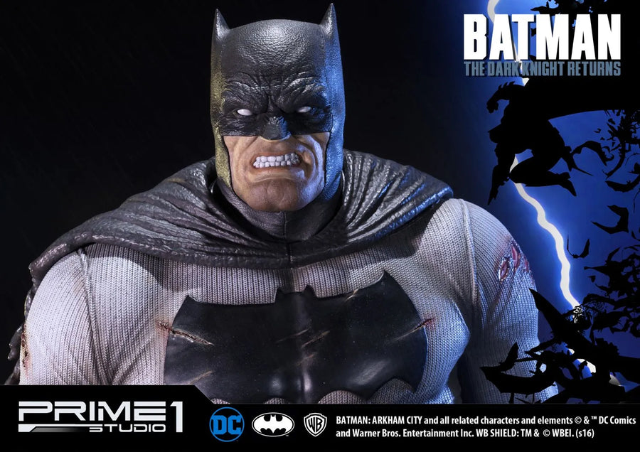 Batman (Regular Version) Batman: Arkham City – Prime1Studio – ActionFigure Brasil