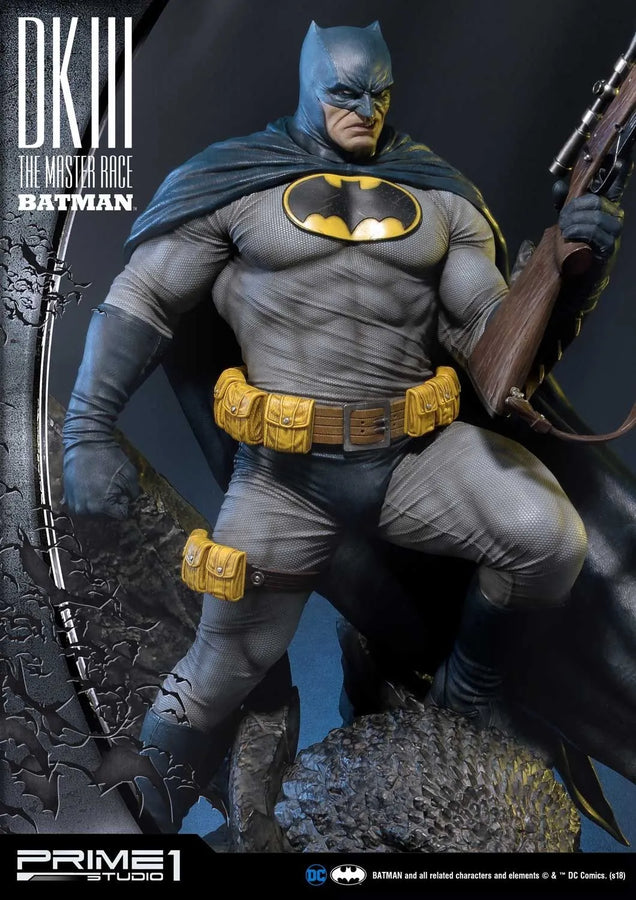Batman (Regular Version) Batman Dark Knight III The Master Race (Comics) – Prime1Studio – ActionFigure Brasil