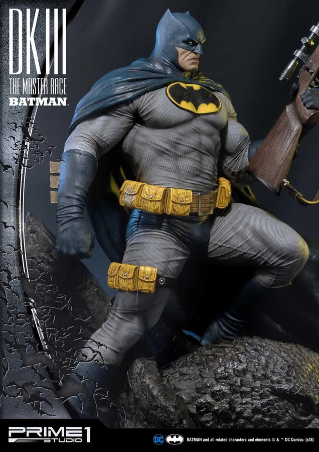 Batman (Regular Version) Batman Dark Knight III The Master Race (Comics) – Prime1Studio – ActionFigure Brasil
