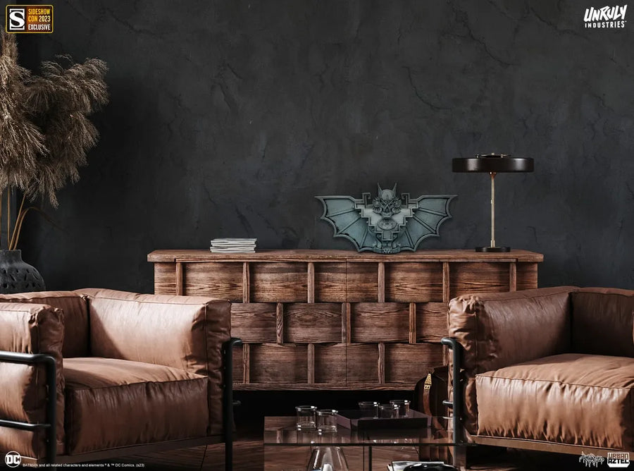 Batman™ (Stone Color Variant) – Unruly Industries™ – ActionFigure Brasil