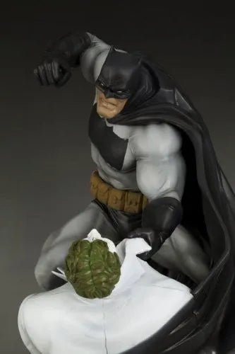 Batman: The Dark Knight Returns - Batman - Joker - ARTFX Statue - 1/6 - Hunt the Dark Knight (Kotobukiya)ㅤ – Kotobukiya – ActionFigure Brasil