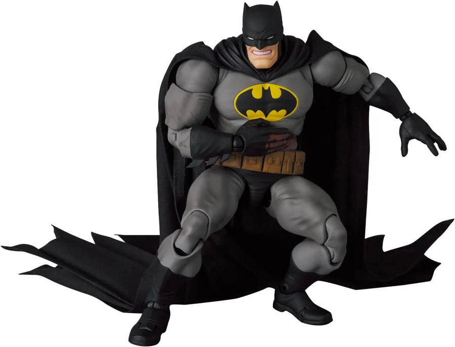 Batman: The Dark Knight Returns - Batman - Mafex (No.205) - & Horse (Medicom Toy)ㅤ – Medicom Toy – ActionFigure Brasil