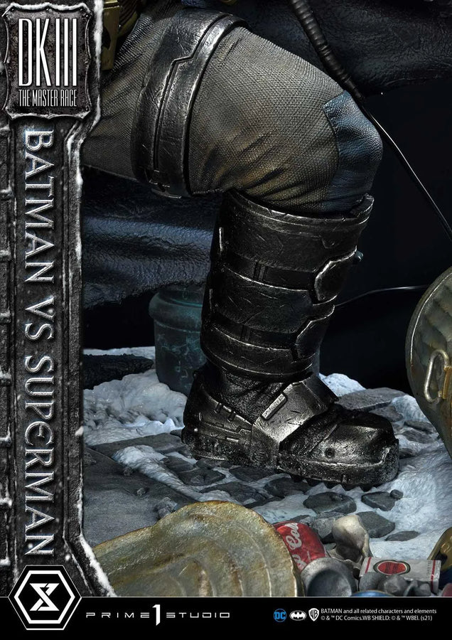 Batman versus Superman (Regular Version) Batman:The Dark Knight Returns (Comics) – Prime1Studio – ActionFigure Brasil