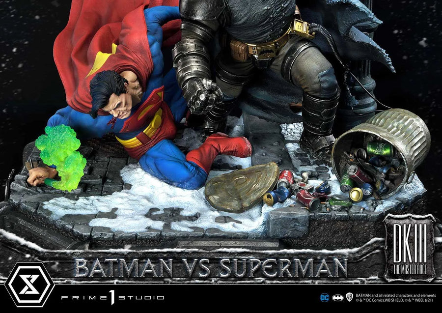 Batman versus Superman (Regular Version) Batman:The Dark Knight Returns (Comics) – Prime1Studio – ActionFigure Brasil