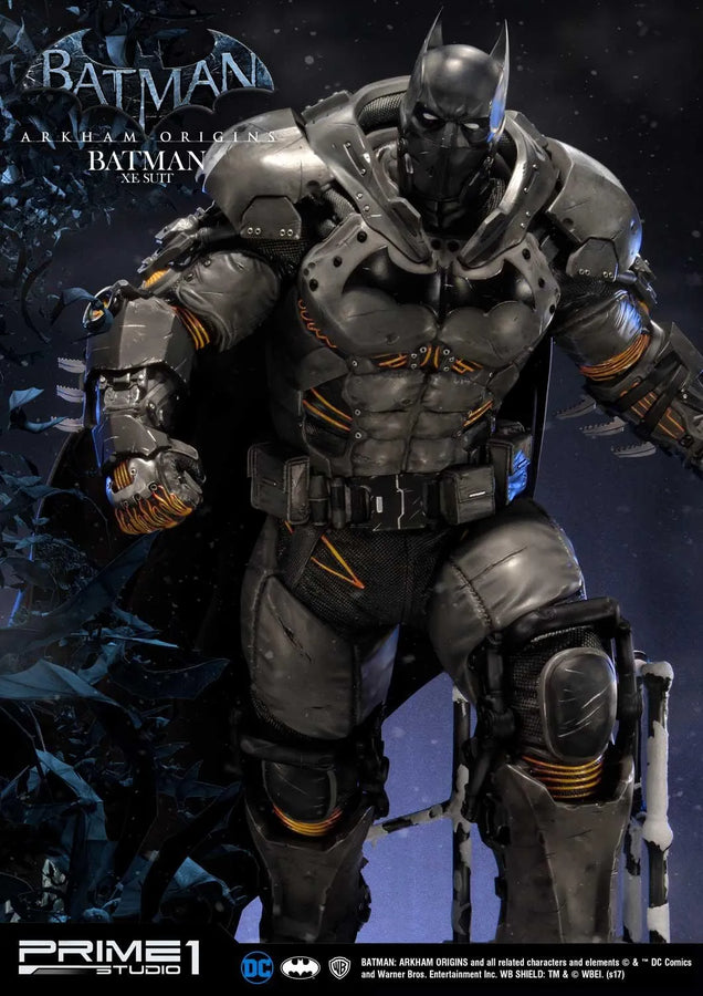 Batman (XE Suit Edition) Batman: Arkham Origins – Prime1Studio – ActionFigure Brasil