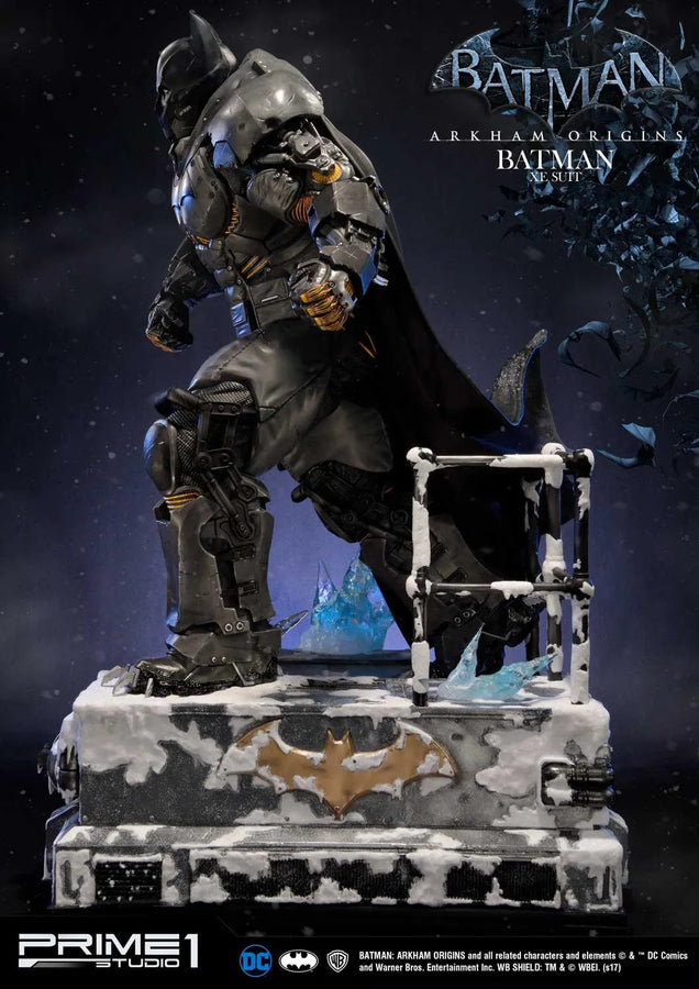 Batman (XE Suit Edition) Batman: Arkham Origins – Prime1Studio – ActionFigure Brasil