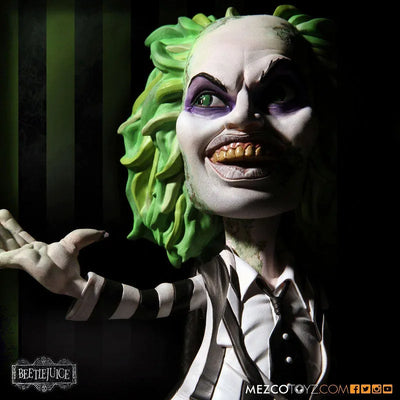 Beetlejuice - Beetlejuice Stylized 6 Inch Action Figureㅤ – Mezco – ActionFigureBrasil — close