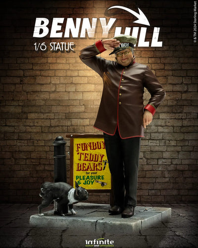 Benny Hill - LIMITED EDITION: TBD – Infinite Statue – ActionFigure Brasil — ângulo diferente