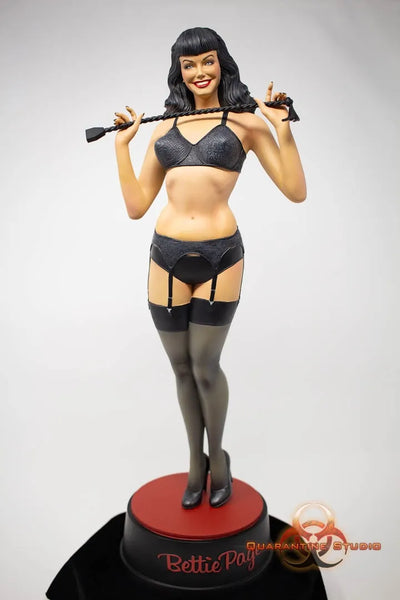 Bettie Page – Quarantine Studio – ActionFigure Brasil