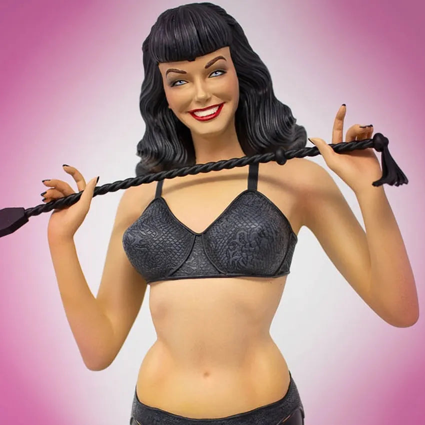 Bettie Page – Quarantine Studio – ActionFigure Brasil
