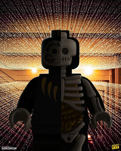 Bigger Micro Anatomic - Daruma (Prosperity) - LIMITED EDITION: 200 – Mighty Jaxx – ActionFigure Brasil — iluminação de estúdio