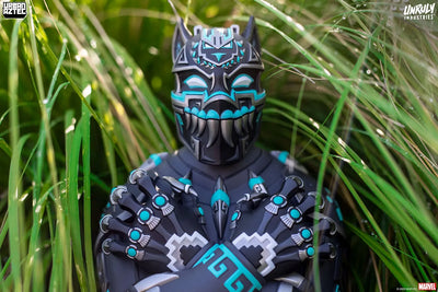 Black Panther - LIMITED EDITION: 500 – Unruly Industries™ – ActionFigure Brasil — ambientada