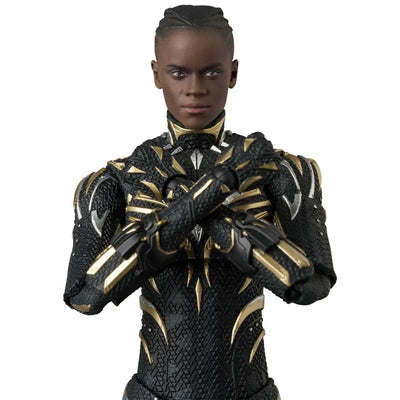Black Panther: Wakanda Forever - Black Panther (Shuri) - Shuri - Mafex No.275 (Medicom Toy)ㅤ – Medicom Toy – ActionFigureBrasil — ângulo diferente
