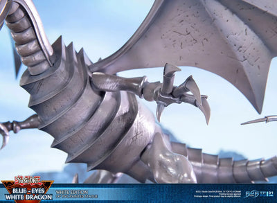 Blue-Eyes White Dragon (White Variant) (White) – First 4 Figures – ActionFigure Brasil — detalhe do produto