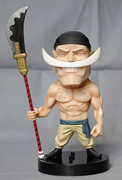 Bobbing Head "One Piece" Edward Newgateㅤ – Gantaku – ActionFigure Brasil — ângulo diferente