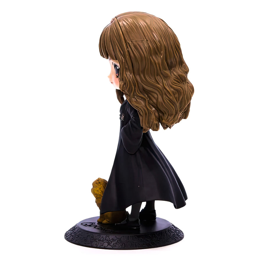 ESTÁTUA BANPRESTO QPOSKET HARRY POTTER - HERMIONE WITH CROOKSHANKS 16651