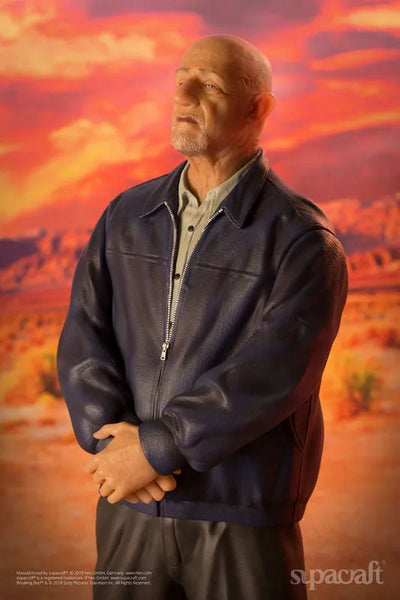 Breaking Bad - Mike Ehrmantraut 1/4 Statueㅤ – supacraft – ActionFigureBrasil — ângulo diferente