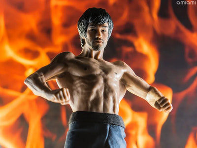 Bruce Lee 1/12 Scale Premium Figureㅤ – Storm Collectibles – ActionFigureBrasil — iluminação de estúdio