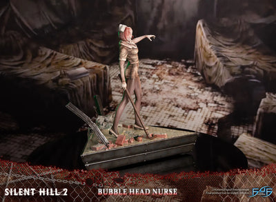 Bubble Head Nurse - LIMITED EDITION: 200 – First 4 Figures – ActionFigure Brasil — acessórios