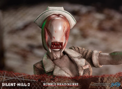 Bubble Head Nurse - LIMITED EDITION: 200 – First 4 Figures – ActionFigure Brasil — ângulo diferente