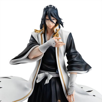 Byakuya Kuchiki – MegaHouse – ActionFigure Brasil — iluminação de estúdio