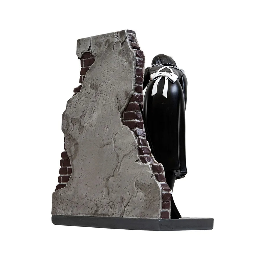 Camden Maid - LIMITED EDITION – Mighty Jaxx – ActionFigure Brasil