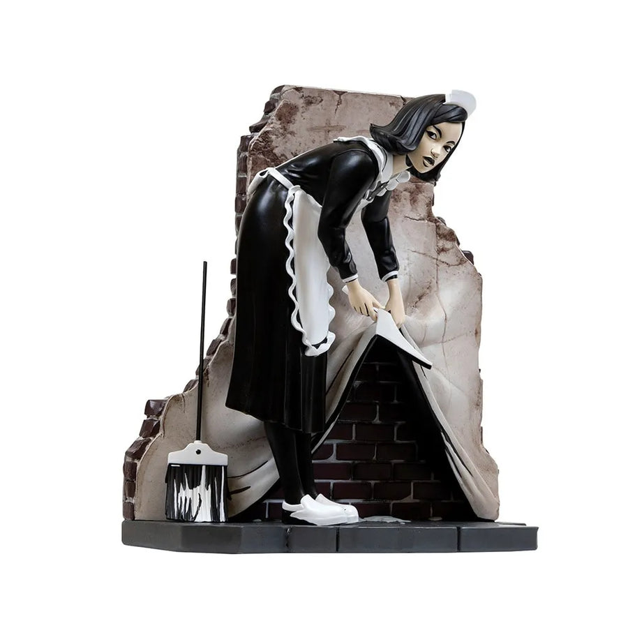 Camden Maid - LIMITED EDITION – Mighty Jaxx – ActionFigure Brasil