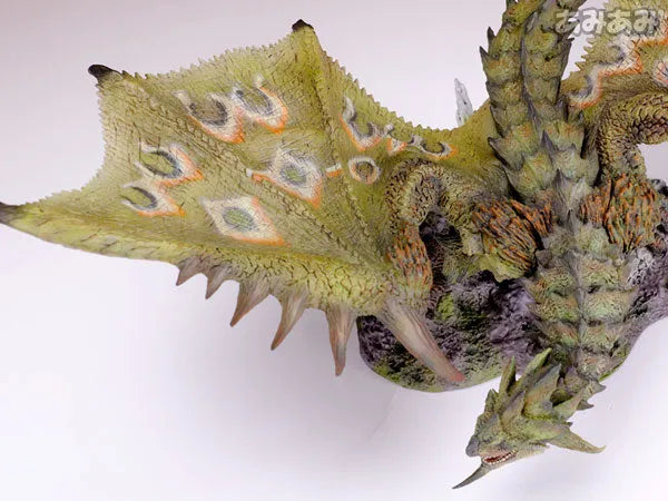 Capcom Figure Builder Creator's Model - Female Fire Wyvern Rathianㅤ – Puella Magi Madoka Magica – ActionFigureBrasil
