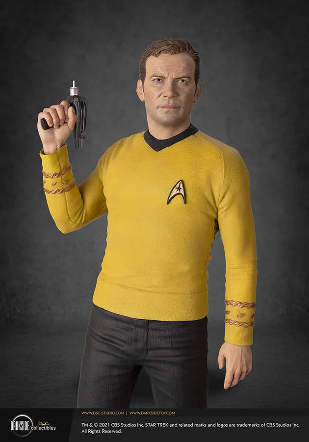 Captain James T. Kirk - LIMITED EDITION: 150 – DarkSide Collectibles Studio – ActionFigure Brasil