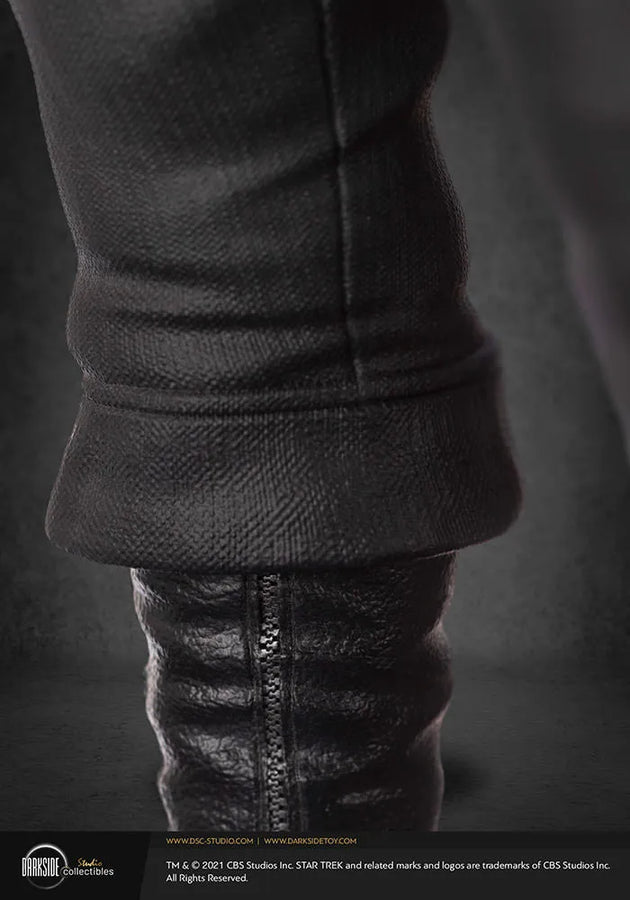 Captain James T. Kirk - LIMITED EDITION: 150 – DarkSide Collectibles Studio – ActionFigure Brasil