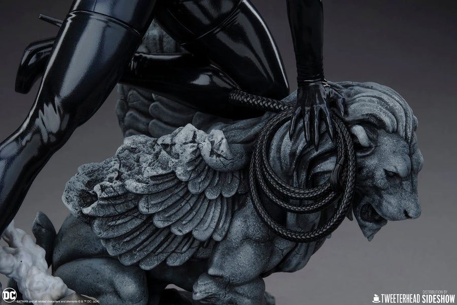 Catwoman - LIMITED EDITION: 150 (Sixth Scale) – Tweeterhead – ActionFigure Brasil