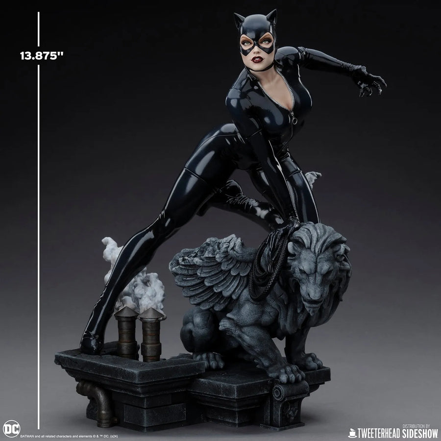 Catwoman - LIMITED EDITION: 150 (Sixth Scale) – Tweeterhead – ActionFigure Brasil