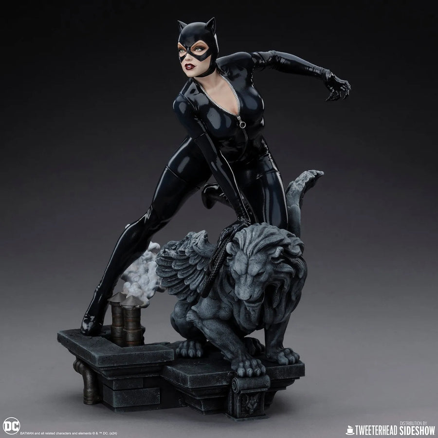 Catwoman - LIMITED EDITION: 150 (Sixth Scale) – Tweeterhead – ActionFigure Brasil