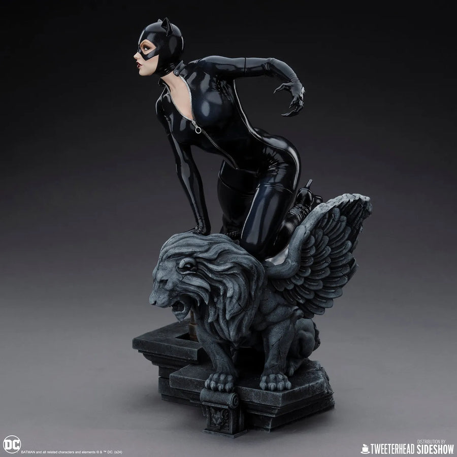 Catwoman - LIMITED EDITION: 150 (Sixth Scale) – Tweeterhead – ActionFigure Brasil
