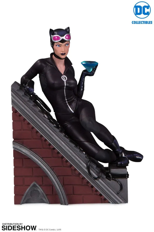 Catwoman - LIMITED EDITION: 5000 – DC Direct – ActionFigure Brasil