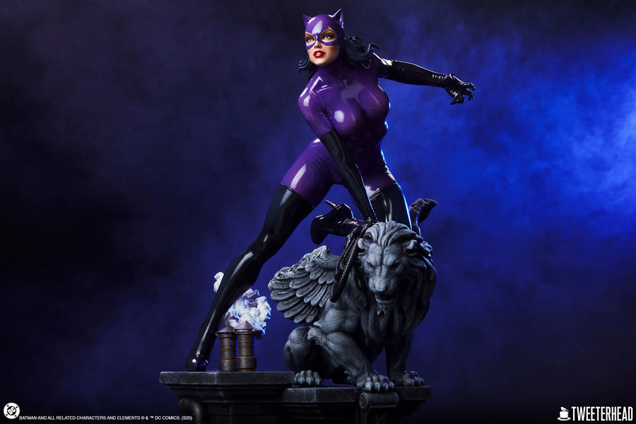 Catwoman (Purple Edition) - LIMITED EDITION: 150 (Variant - Quarter Scale) – Tweeterhead – ActionFigure Brasil