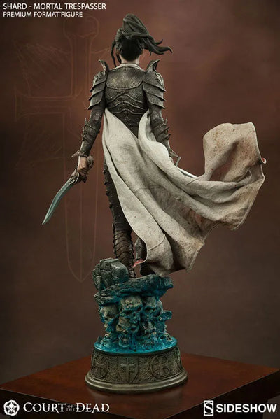 Court of the Dead - Premium Format Figure: Shard/Mortal Trespasserㅤ – Sideshow Collectibles – ActionFigure Brasil — embalagem