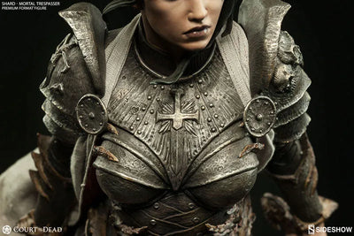 Court of the Dead - Premium Format Figure: Shard/Mortal Trespasserㅤ – Sideshow Collectibles – ActionFigure Brasil — ângulo diferente