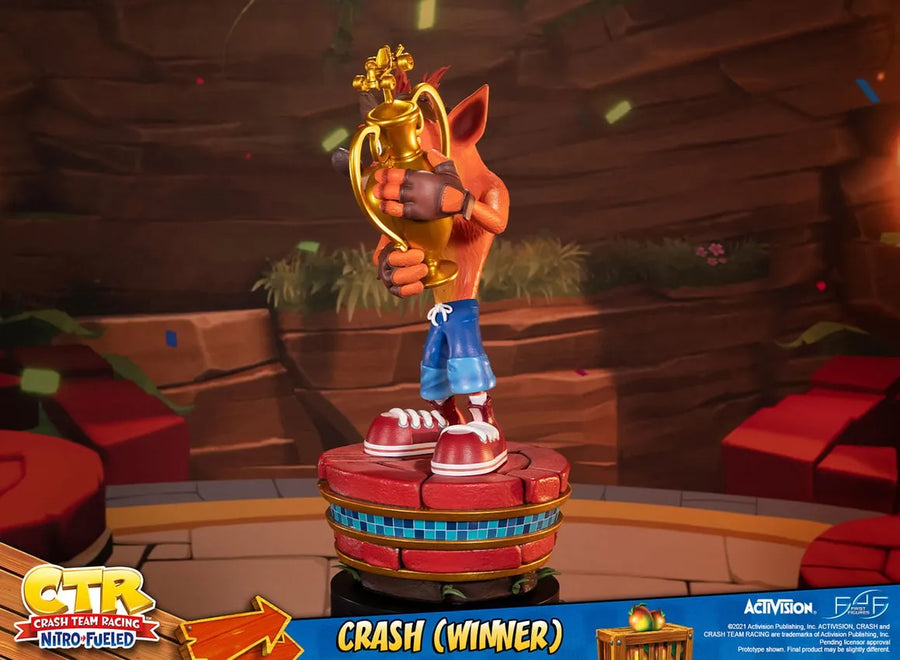 Crash (Winner) (Standard Edition) - LIMITED EDITION – First 4 Figures – ActionFigure Brasil