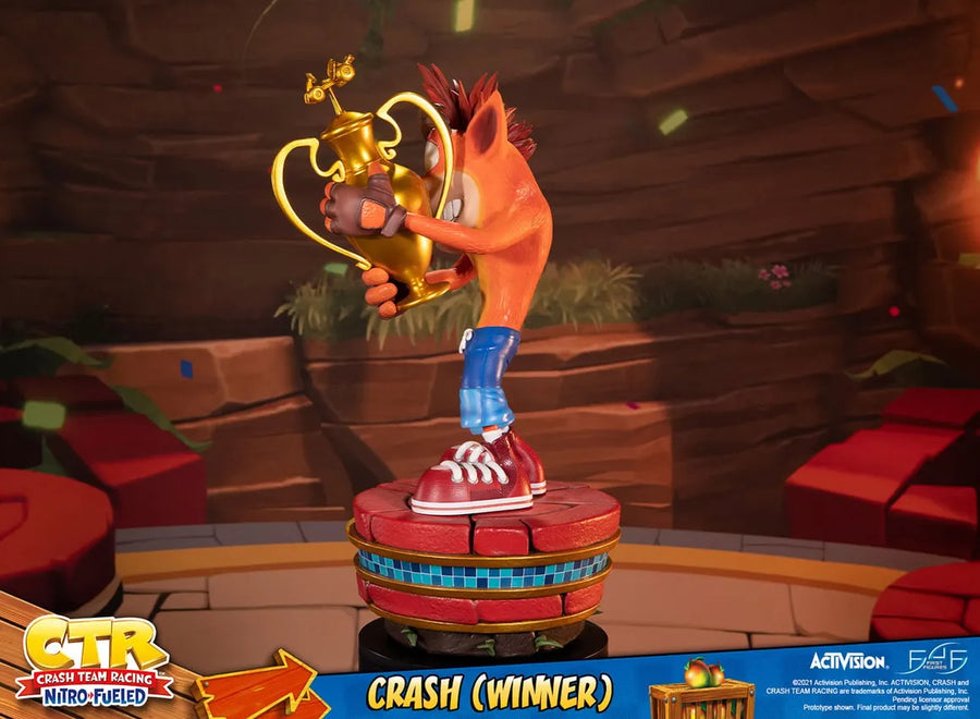 Crash (Winner) (Standard Edition) - LIMITED EDITION – First 4 Figures – ActionFigure Brasil