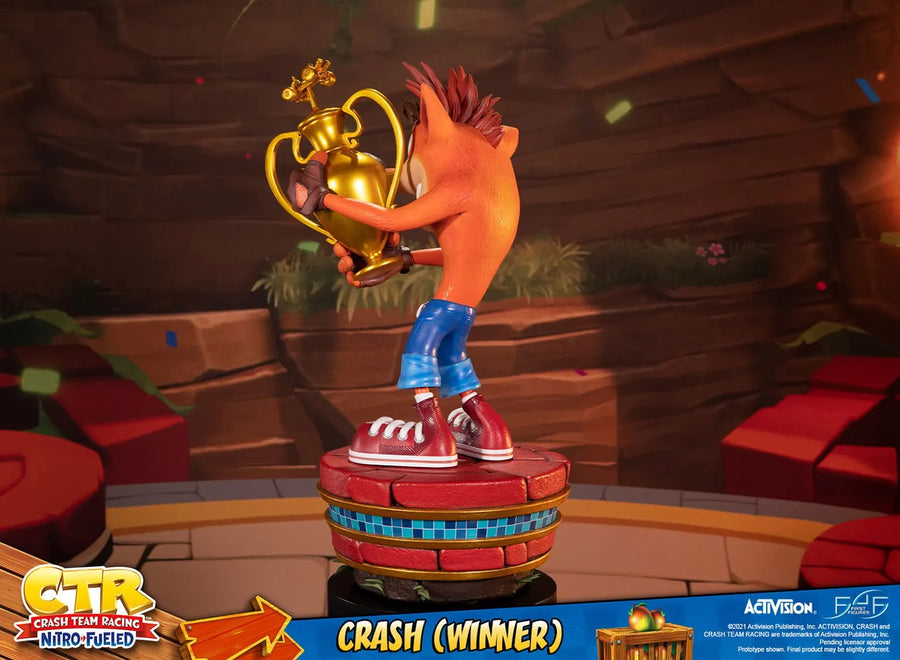 Crash (Winner) (Standard Edition) - LIMITED EDITION – First 4 Figures – ActionFigure Brasil