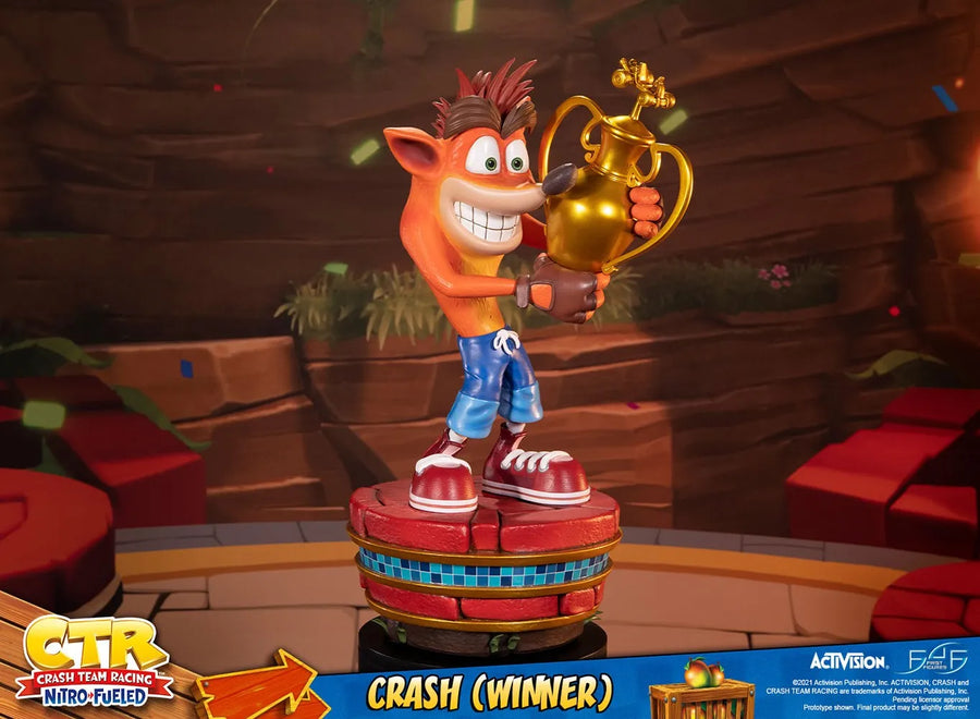 Crash (Winner) (Standard Edition) - LIMITED EDITION – First 4 Figures – ActionFigure Brasil