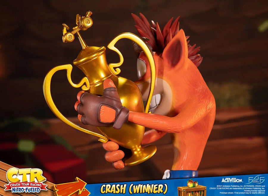 Crash (Winner) (Standard Edition) - LIMITED EDITION – First 4 Figures – ActionFigure Brasil
