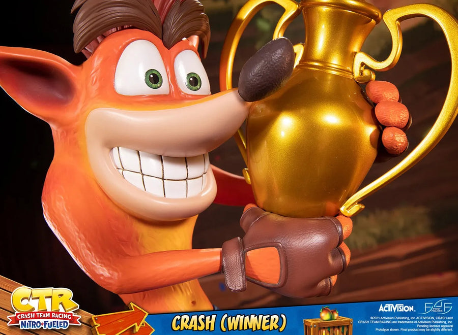 Crash (Winner) (Standard Edition) - LIMITED EDITION – First 4 Figures – ActionFigure Brasil