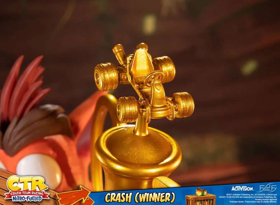 Crash (Winner) (Standard Edition) - LIMITED EDITION – First 4 Figures – ActionFigure Brasil