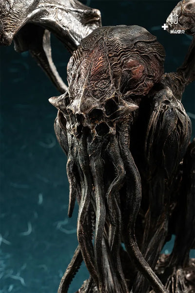 Cthulhu - LIMITED EDITION: 150 – Manas SUM – ActionFigure Brasil — com base expositora